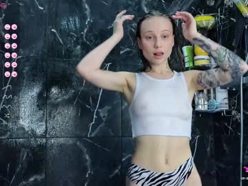 girl
        sandra_buika cam image #3460056
