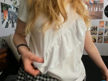 girl
        albertadunnuck cam image #3698093