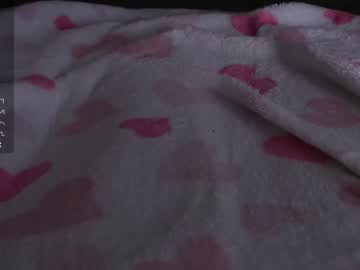 girl
        kittyloffe cam image #2886186