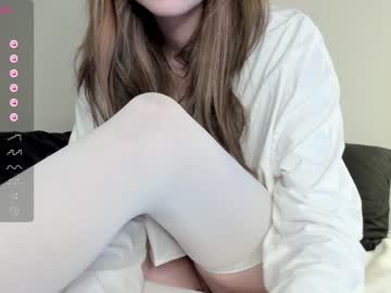 girl
        shycinderella cam image #2409613