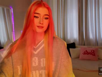 girl
        vonnalein cam image #3246777