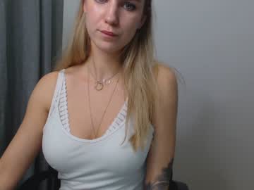 girl
        whinny00 cam image #390227