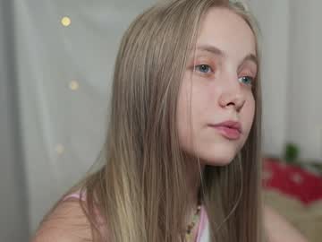 girl
        appr0ved cam image #3922239