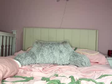 girl
        itsmelolax cam image #4283152