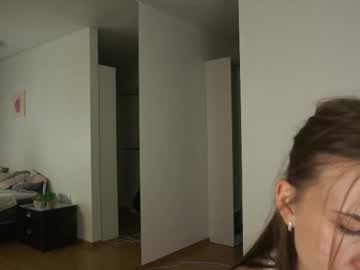 girl
        bananini_anallove cam image #4632372