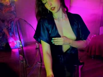 girl
        _meganmeow_ cam image #674359