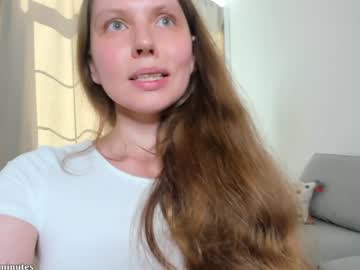 girl
        giveyouelevenminutes cam image #3194931