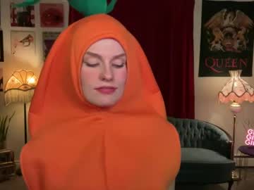 girl
        bigredcarrott cam image #1403015
