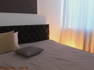 couple
        huntertiana cam image #748106