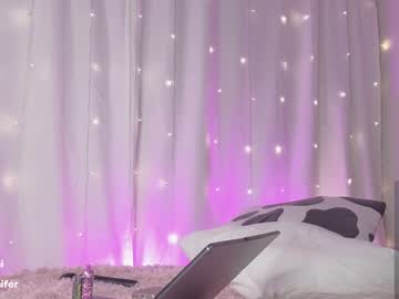 girl
        jelli_jennifer cam image #2390706