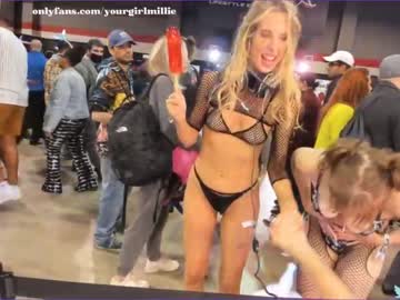 girl
        yourgirlmillie cam image #909556