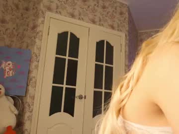 girl
        lesi_moonie cam image #3533862