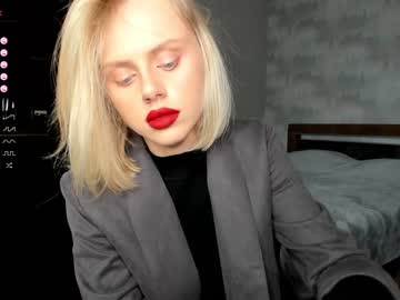 girl
        feraleyes cam image #1806097