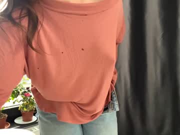 girl
        nyconik cam image #4291576
