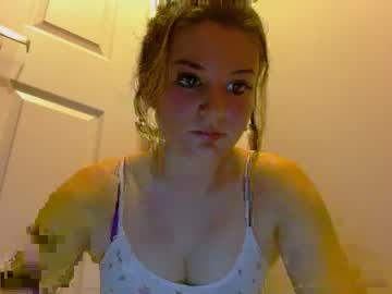 girl
        scarlettmartin cam image #2206778