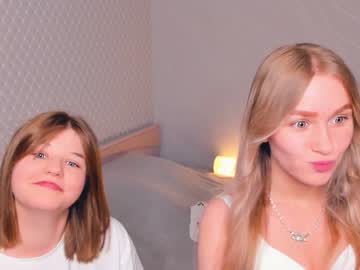 couple Webcam Girls Sex Thressome And Foursome with chelsea_dream_