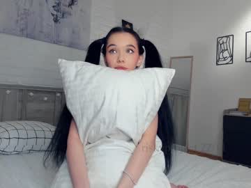 girl
        riskyproject cam image #1963069