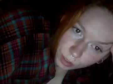 girl
        robinblackly cam image #290542