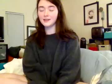 girl
        soursou cam image #3786175