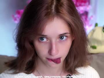 girl
        taitehambelton cam image #4506443