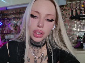 girl
        2badforyou cam image #4051891