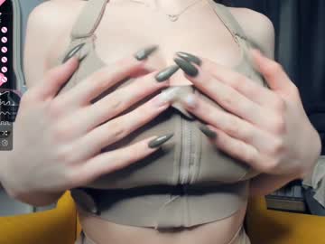 girl
        cute_caprice cam image #1655730