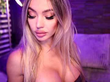 girl
        fantasystudiox cam image #3292849