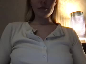 girl
        honeynymph cam image #4071616