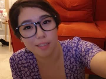 girl
        kimi_kay cam image #3051793