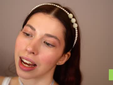 girl
        happyvivy cam image #3936096