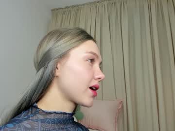 girl
        kitty__sophie cam image #2900005