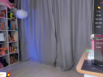 girl
        blush_mikki cam image #1696961