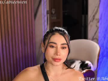 girl
        abie_owen cam image #4537708