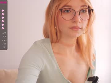 girl
        illegaldream cam image #312674