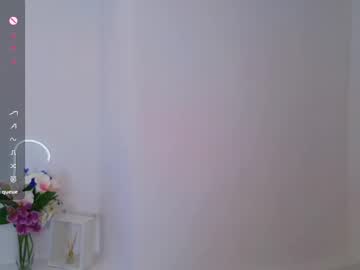 girl
        alicewonderyou cam image #4275858