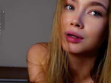 girl
        lipswithsweetonthem cam image #4377121