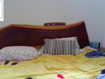 girl
        honeybelle8 cam image #1152075