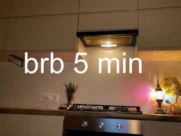 couple
        babyytonight cam image #2476142