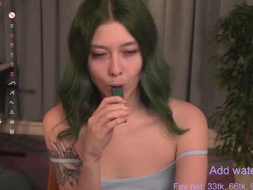 girl
        kina_ka cam image #3883884