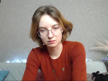 girl
        mary_klaus cam image #555866