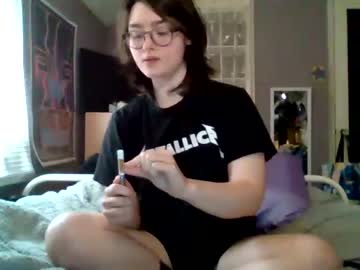 girl
        soursou cam image #2103651