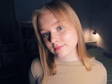 girl
        sun_shiiine cam image #861413