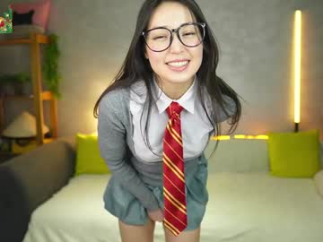 girl
        mary_shiota cam image #3868103