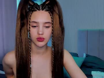 girl
        angella_kleee cam image #1579939
