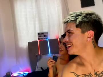 couple
        perceo09 cam image #4599571