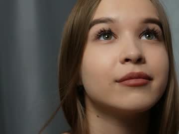 girl
        yeepshyy cam image #3077009