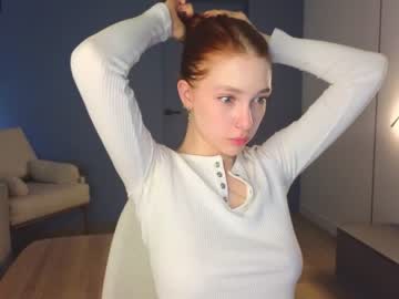 girl
        shirleywhitney cam image #2507066