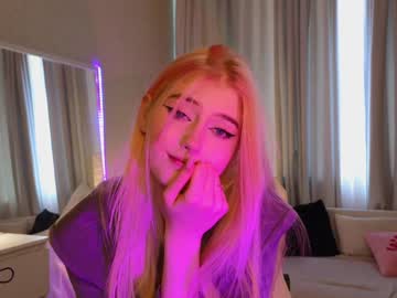 girl
        vonnalein cam image #3352465