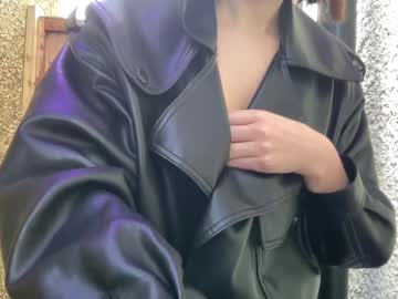 girl
        eatmypie69 cam image #3511043