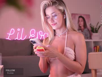 girl
        lil_eva cam image #726029